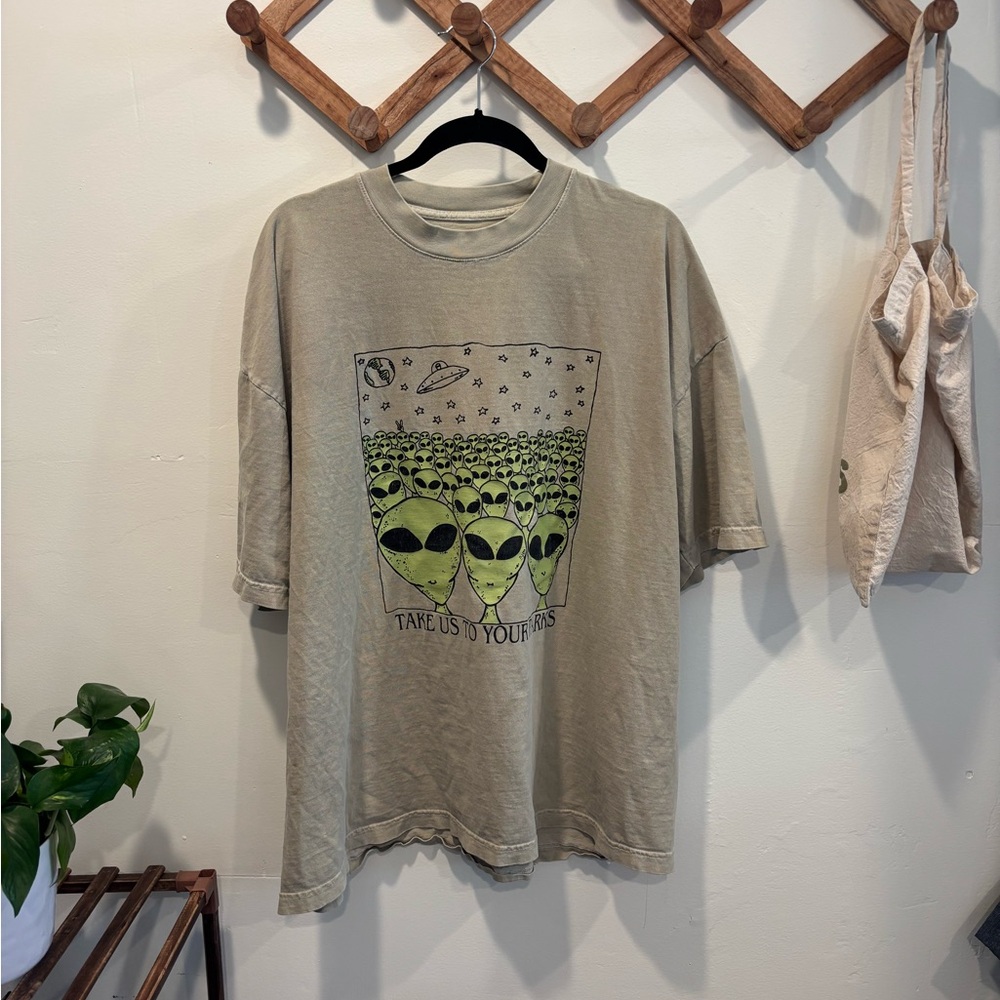 Take Us To Your Parks Indy Brand Alien T-Shirt 2XL